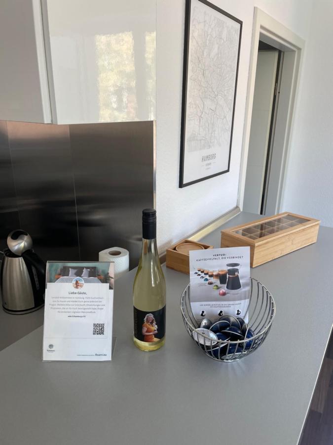 Airport Apartment Fuer 4 - Smart Tv - Kueche - Echarger Hamburg Eksteriør bilde